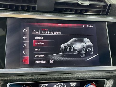 Used 2021 Audi Q3 2.0T Premium w/ Convenience Package AWD/4WD image 32