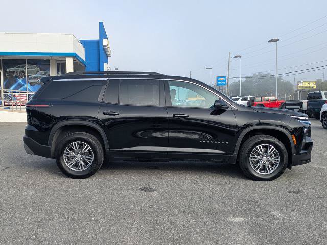 Certified 2026 Chevrolet Traverse LT FWD image 3