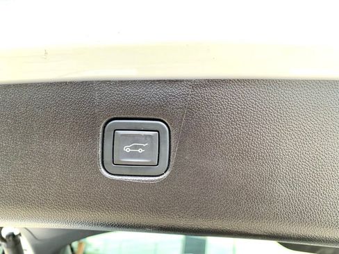 Used 2024 Chevrolet Blazer LT w/ Convenience Package FWD image 22