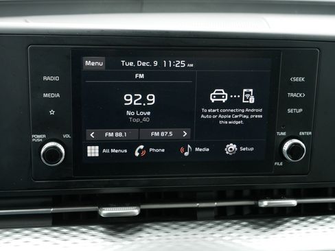 Certified 2024 Kia Carnival LX image 22