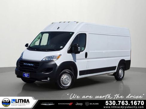Used 2024 RAM ProMaster 2500 w/ Convenience Group FWD image 1
