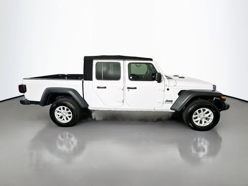 Used 2020 Jeep Gladiator Sport w/ Quick Order Package 23S AWD/4WD image 8