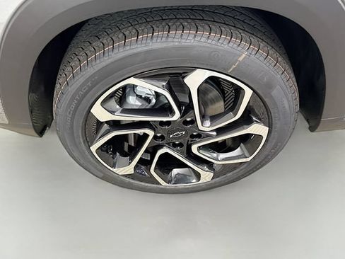 New 2026 Chevrolet Trax RS w/ Driver Confidence Package FWD image 31
