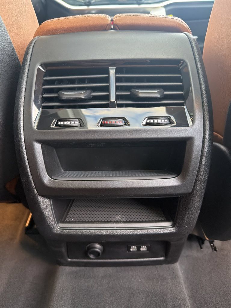 New 2026 BMW X7 M60i AWD/4WD image 68