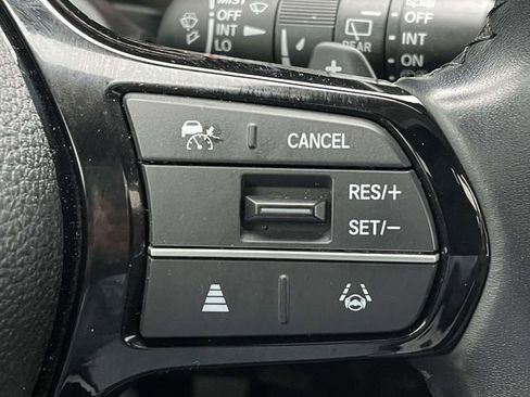 Used 2025 Honda Pilot Touring image 35