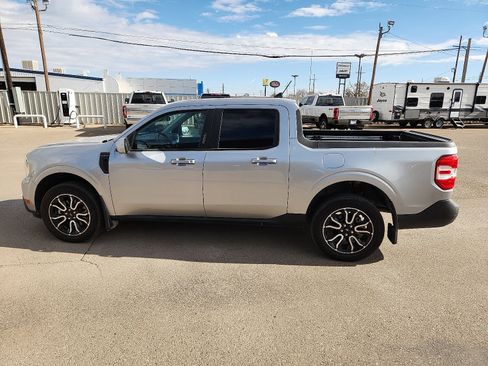 Used 2023 Ford Maverick Lariat w/ Lariat Luxury Package image 2