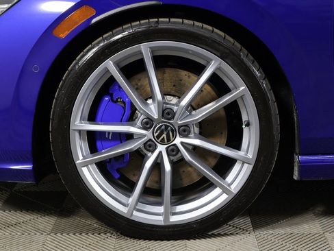 Used 2024 Volkswagen Golf R AWD/4WD image 25