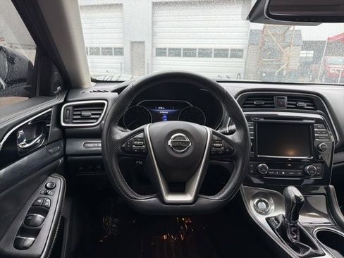 Used 2021 Nissan Maxima Platinum w/ Sport Mat Group FWD image 14