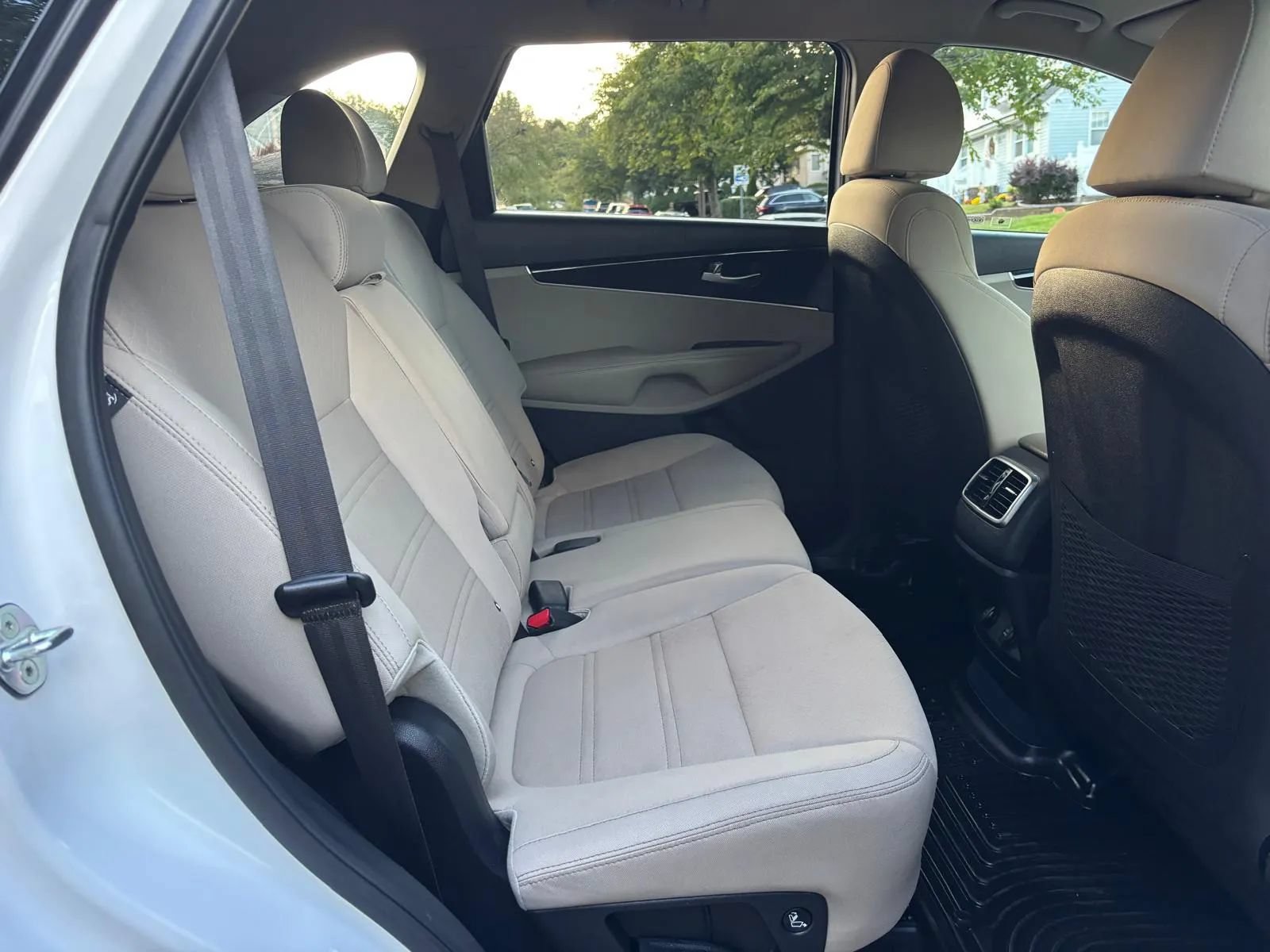 Used 2020 Kia Sorento LX w/ LX I4 Convenience Package FWD image 26