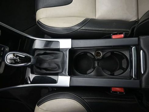 Used 2015 Volvo XC60 T5 w/ Proximity Package image 19