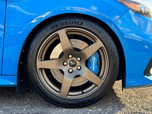 Used 2016 Ford Focus RS image 18