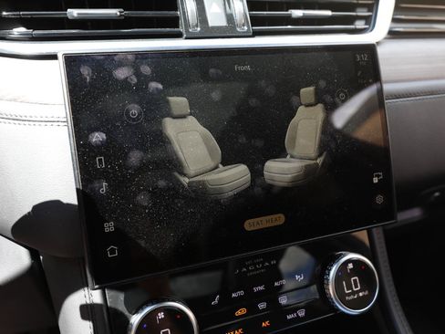 Used 2023 Jaguar F-PACE S AWD/4WD image 23