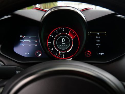 Used 2019 Aston Martin DBS Superleggera image 6