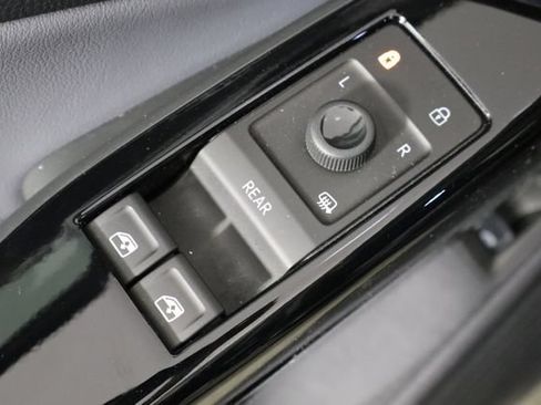 Used 2024 Volkswagen ID.4 Pro S AWD/4WD image 21