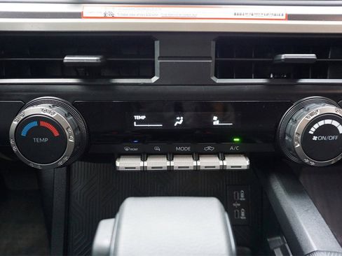 Used 2025 Toyota Tacoma SR5 image 13