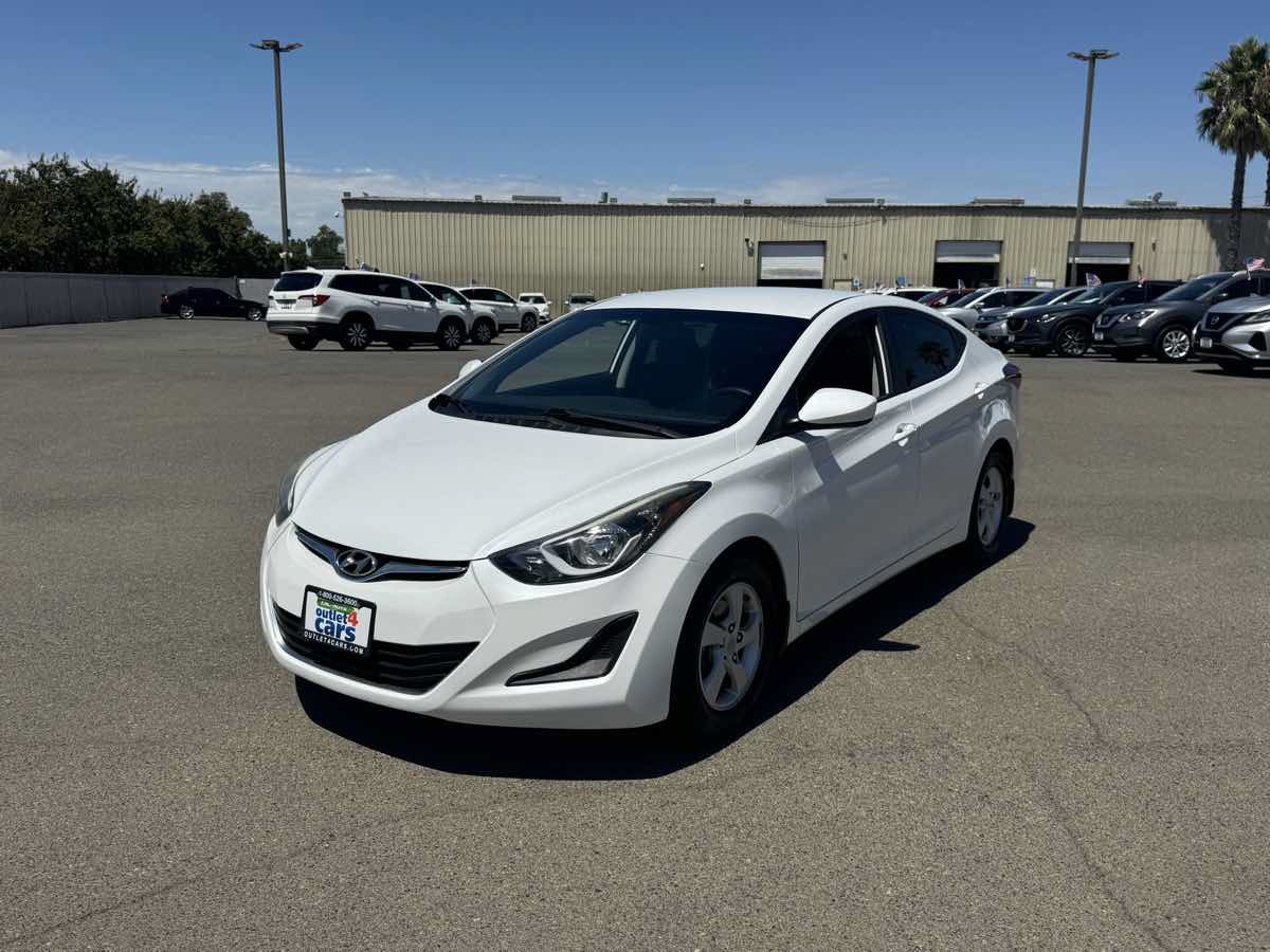 Used 2015 Hyundai Elantra SE FWD image 5