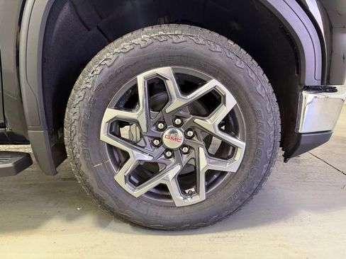 New 2026 GMC Sierra 1500 SLT w/ SLT Premium Package image 33