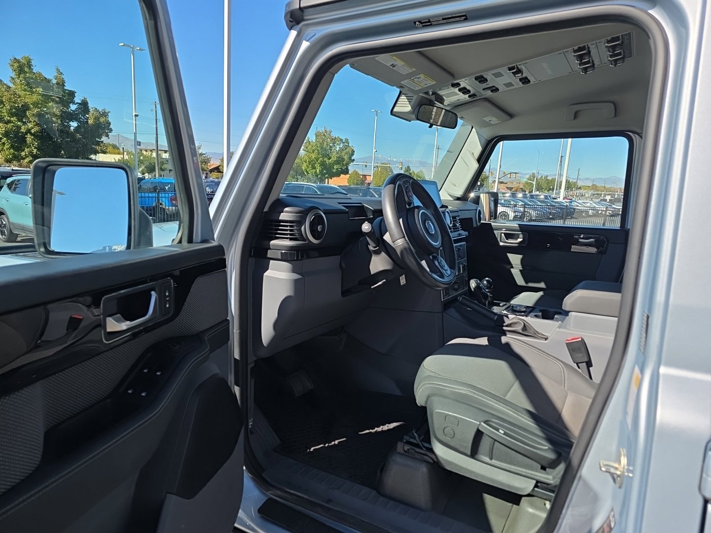 Used 2024 INEOS Grenadier Station Wagon AWD/4WD image 5