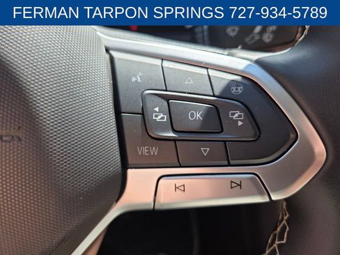Used 2024 Volkswagen Taos SE FWD image 29