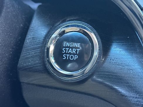 Used 2018 Toyota Avalon Touring w/ Carpet Mat Package image 24