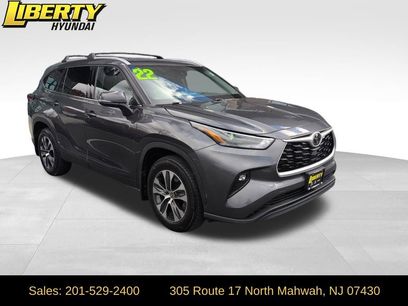 Used 2022 Toyota Highlander XLE
