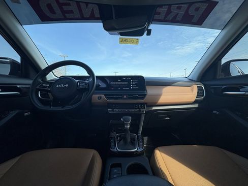 Used 2024 Kia Seltos SX image 29