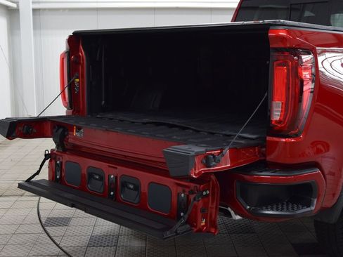 Used 2025 GMC Sierra 1500 AT4 w/ AT4 Premium Package AWD/4WD image 23