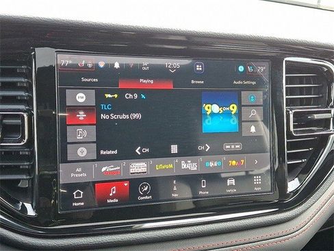 Used 2025 Dodge Durango GT image 19