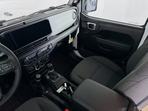 New 2026 Jeep Wrangler Unlimited Sport AWD/4WD image 29