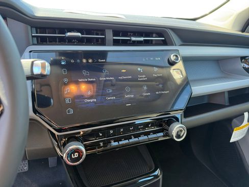 New 2027 Chevrolet Bolt LT w/ Comfort Package image 12