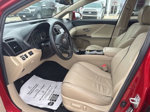 Used 2014 Toyota Venza Limited image 7