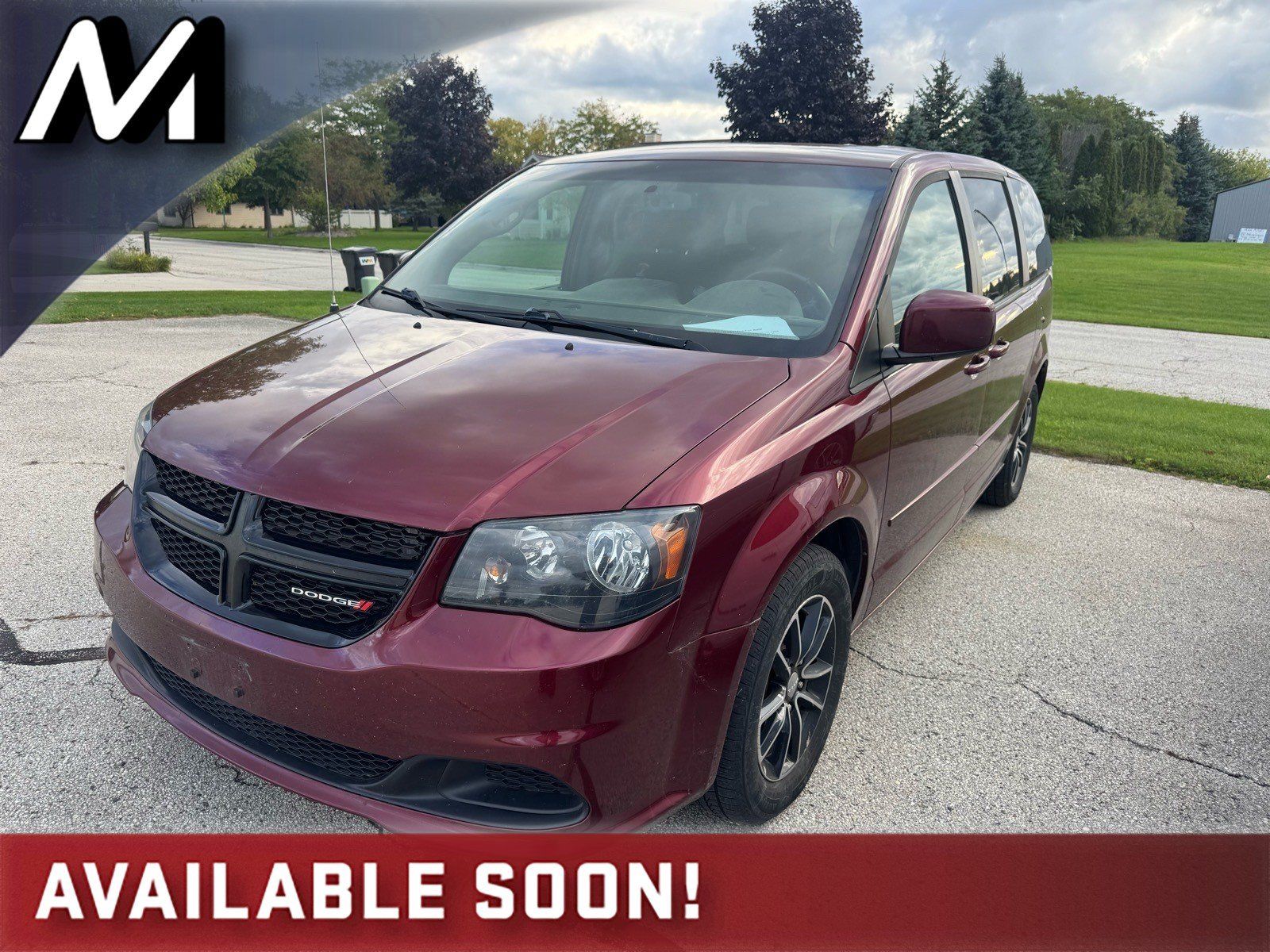 Used 2017 Dodge Grand Caravan SE FWD image 1