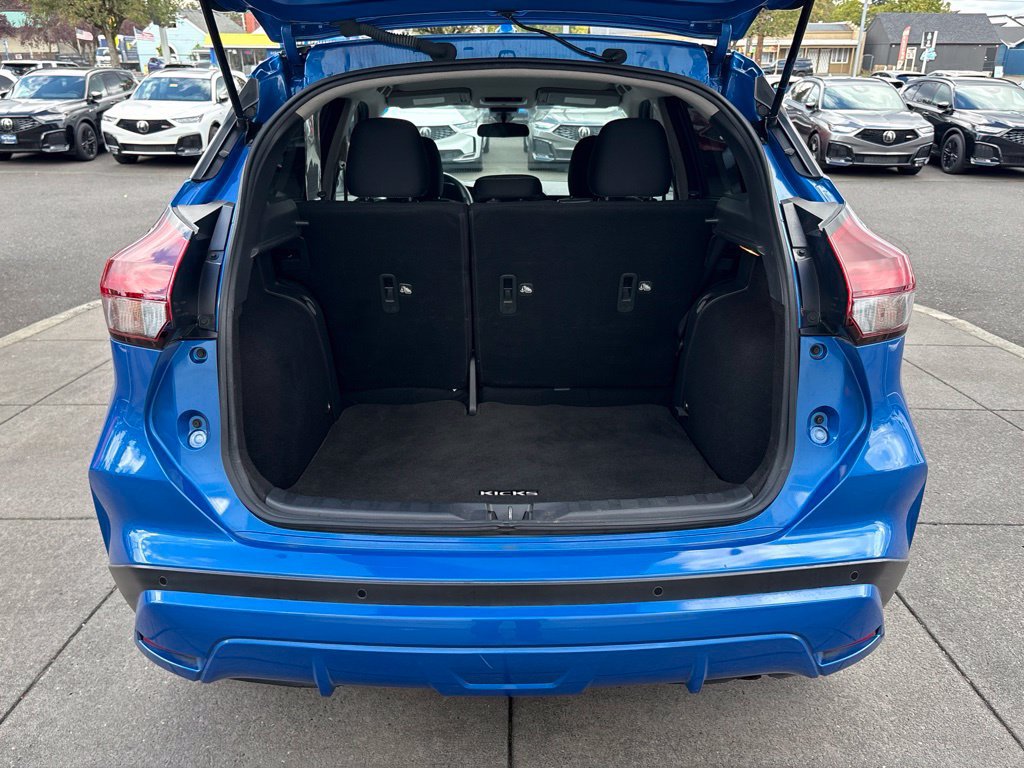 Used 2022 Nissan Kicks S FWD image 30