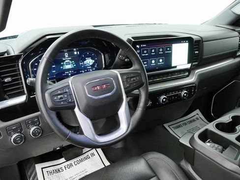 Used 2023 GMC Sierra 1500 SLT image 15