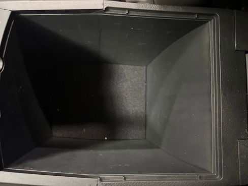 Used 2018 Hyundai Santa Fe Sport w/ 2.4L Tech Package 04 image 30