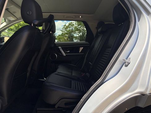 Certified 2022 Land Rover Discovery Sport S AWD/4WD image 13