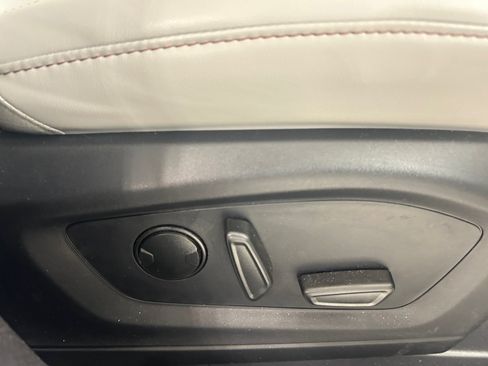 Used 2026 Ford Explorer Active w/ Active Comfort Package RWD image 17
