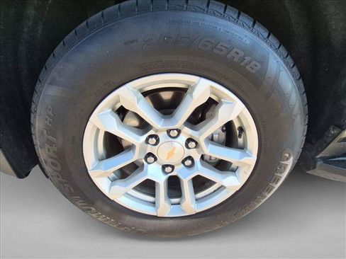 Used 2025 Chevrolet Tahoe LT AWD/4WD image 25