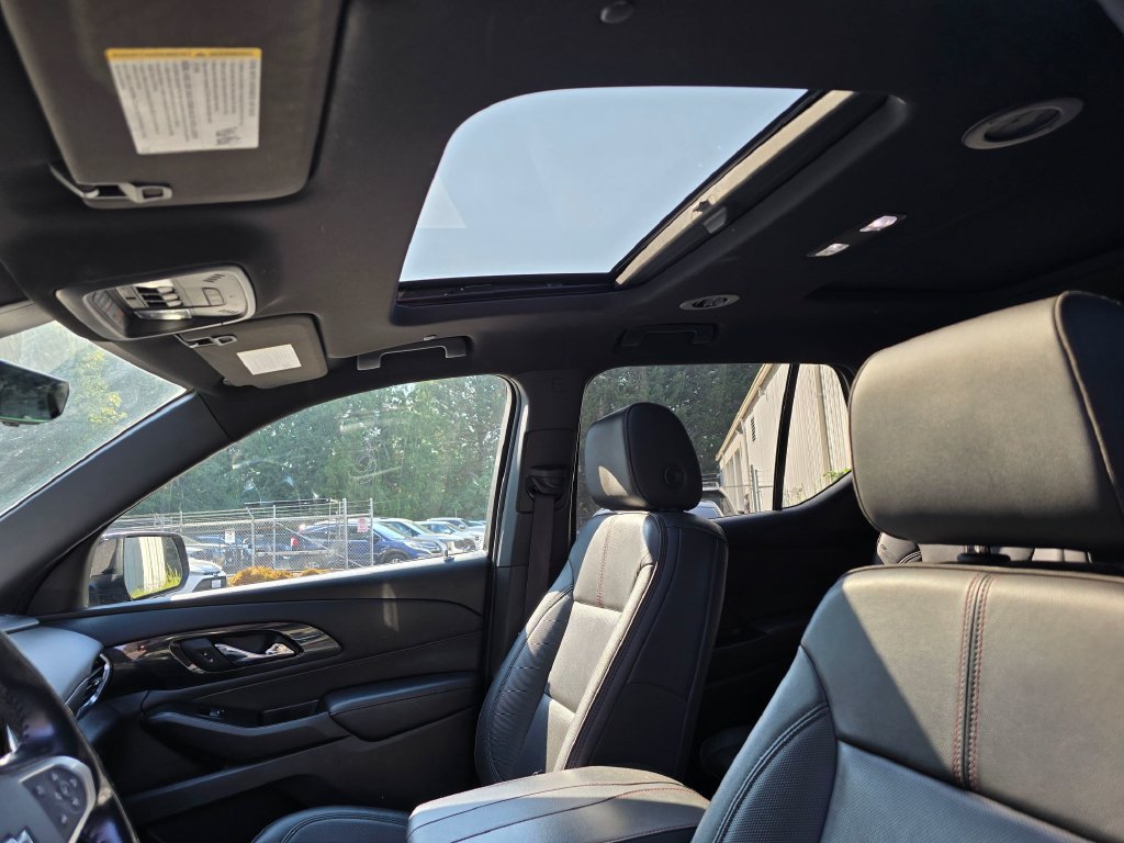 Used 2022 Chevrolet Traverse RS AWD/4WD image 13