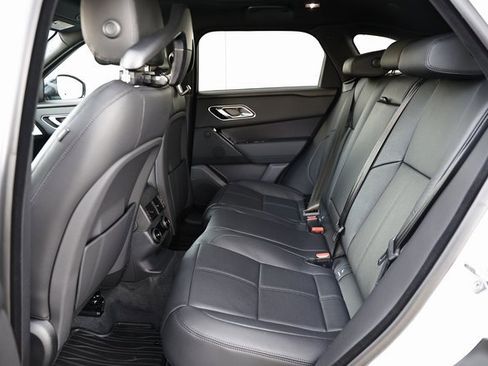 New 2026 Land Rover Range Rover Velar Dynamic SE image 32