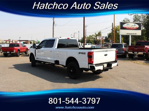 Used 2025 Ford F250 XLT w/ Black Appearance Package AWD/4WD image 3