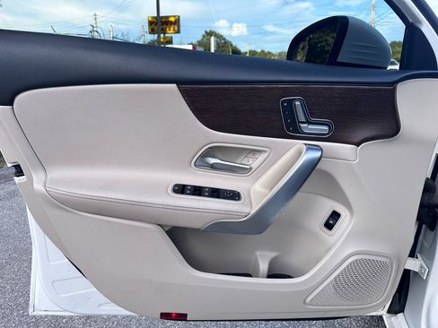 Used 2019 Mercedes-Benz A 220 image 33