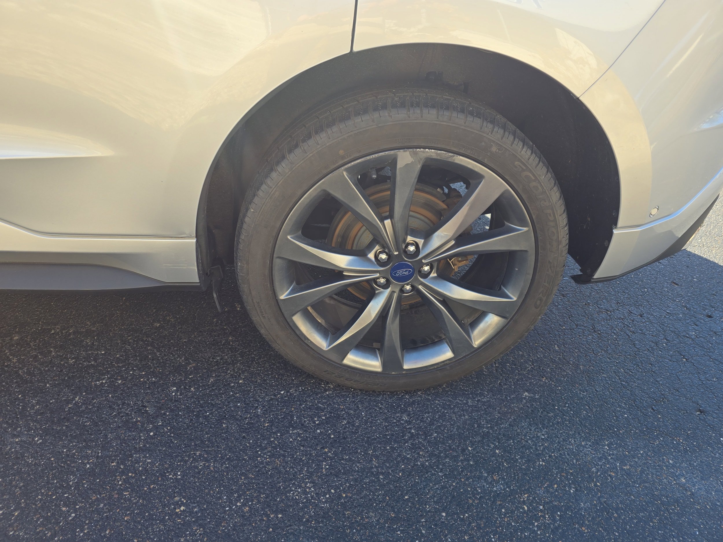 Used 2016 Ford Edge Sport w/ Equipment Group 401A AWD/4WD image 8