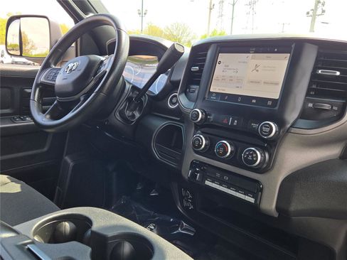 Used 2022 RAM 5500 Tradesman w/ Towing Technology Group AWD/4WD image 9