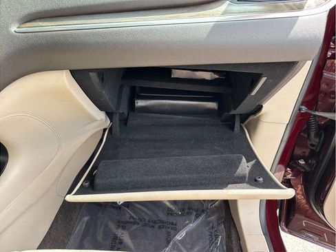 Used 2018 Lincoln MKC Reserve w/ Lincoln MKC Climate Package FWD image 48