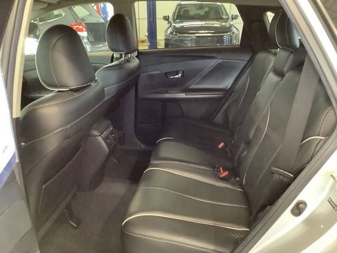 Used 2014 Toyota Venza XLE w/ XLE Premium Package AWD/4WD image 21