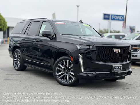 Used 2023 Cadillac Escalade Sport Platinum AWD/4WD image 1