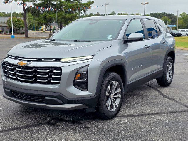 Used 2026 Chevrolet Equinox LT w/ Convenience Package II FWD image 5