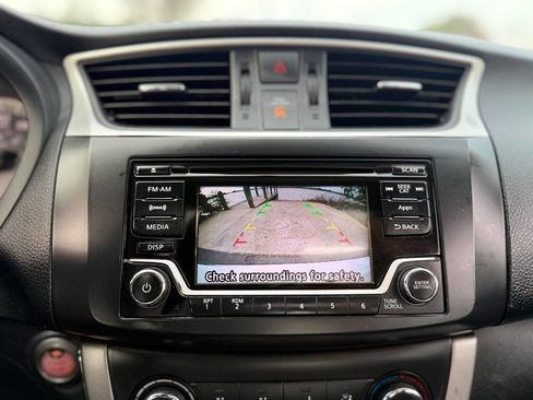 Used 2015 Nissan Sentra SV w/ Style Package image 24