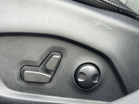 Used 2022 Jeep Compass Limited image 14